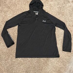 Men’s size medium black under Armour